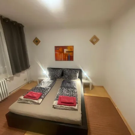 Chic & Trendy Near Cetral Station Apartment Mainz