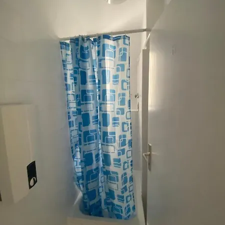 Chic & Trendy Near Cetral Station